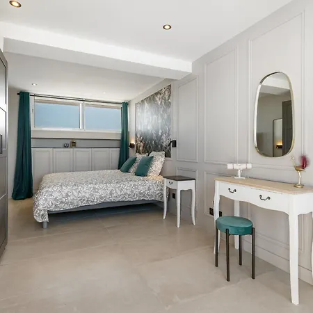 Favorite Duplex Port Nature * Agde